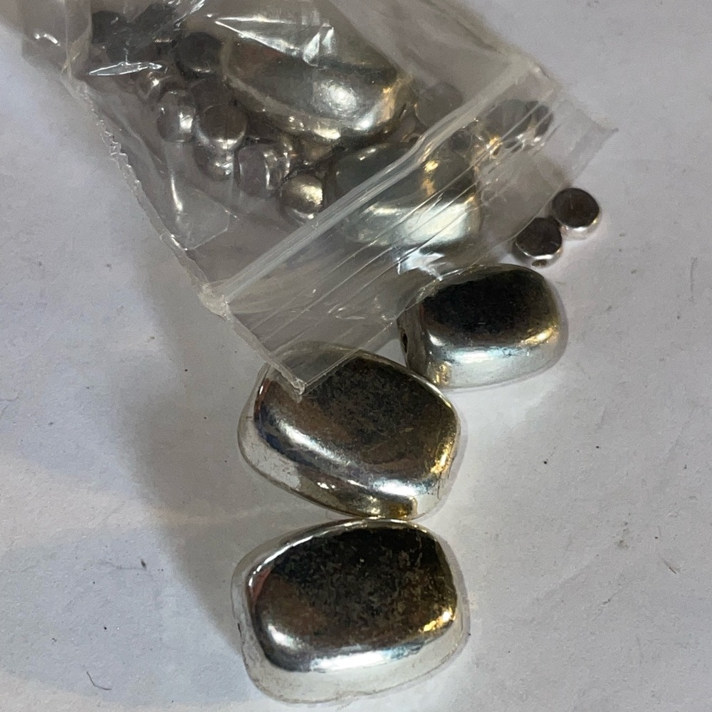 Silver Polished Metal Pebble Beads - Set